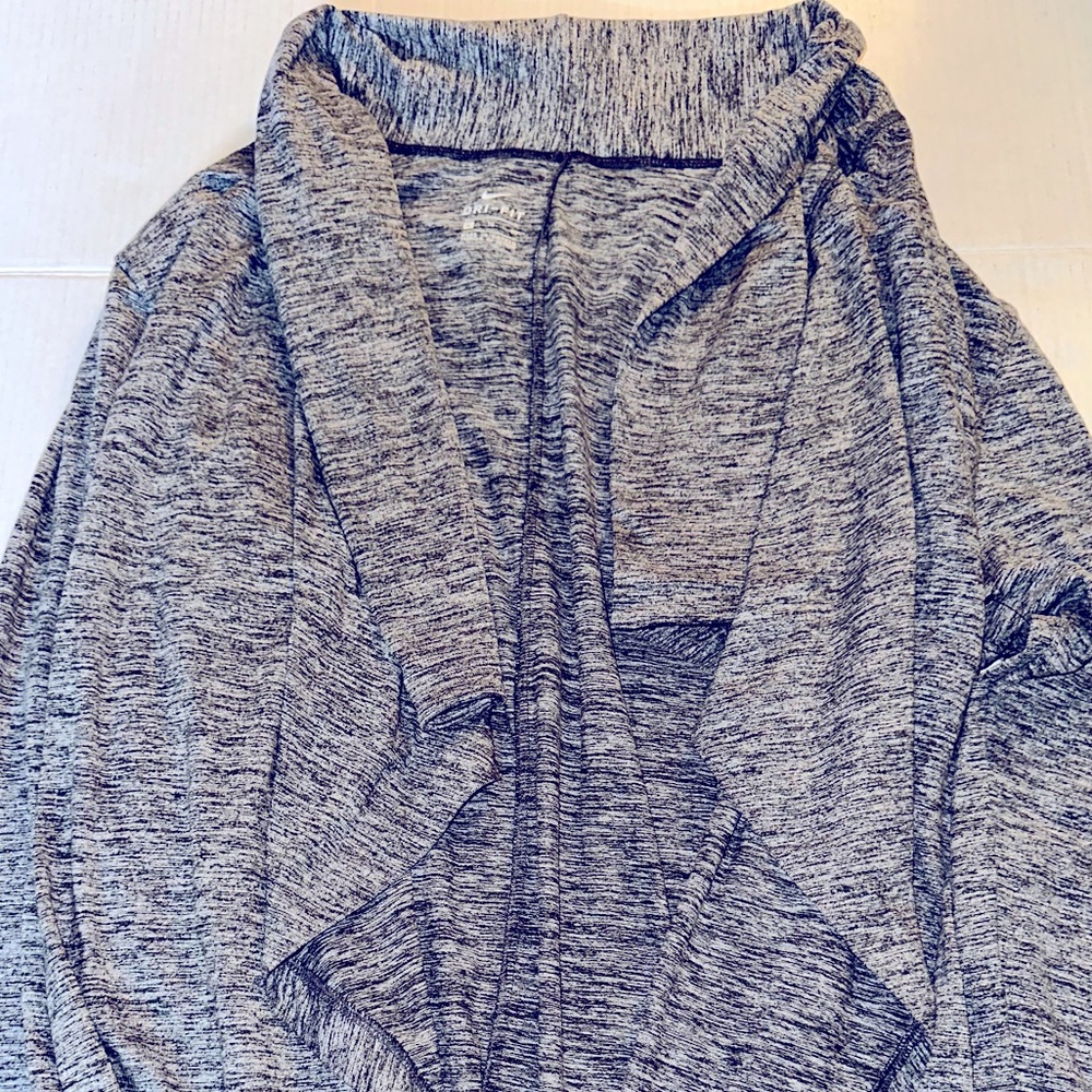 Nike dri-fit shawl